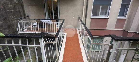 5 rooms Apartment in Genoa, Italy No. 176054 5