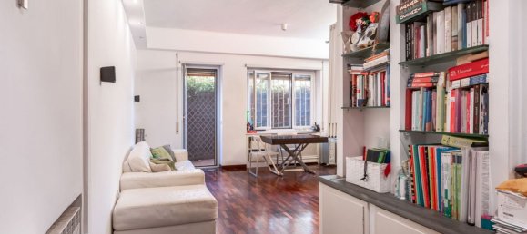 3 rooms Apartment in Rome, Italy No. 2039 10