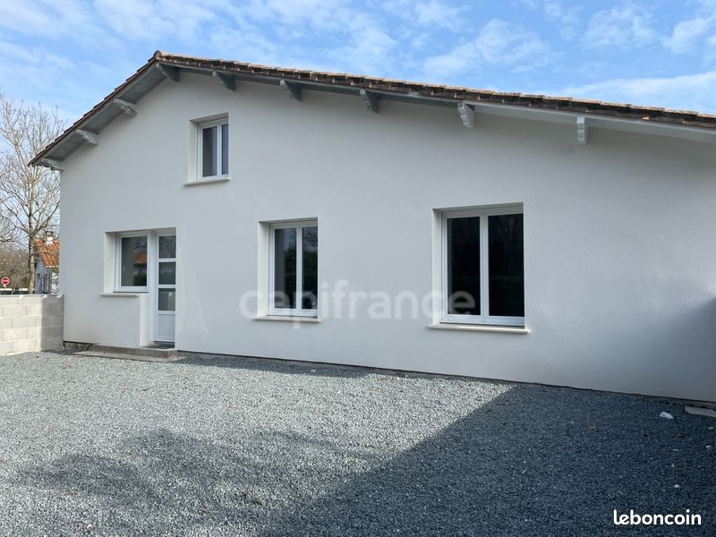 4 bedrooms House in Breuillet, France No. 96532