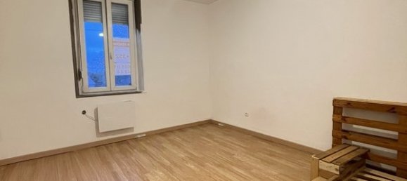 2 bedrooms House in Piennes, France No. 44407 5