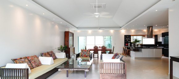 4 chambres house à vendre à Chon Buri, Chonburi, Eastern Thailand, Thailand № 62245 8