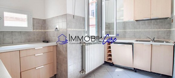 2 bedrooms Apartment in Livorno, Italy No. 318638 4