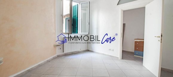2 bedrooms Apartment in Livorno, Italy No. 318638 10