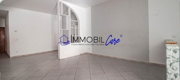 2 bedrooms Apartment in Livorno, Italy No. 318638 6