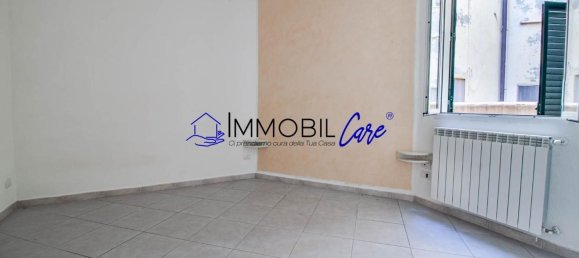 2 bedrooms Apartment in Livorno, Italy No. 318638 9