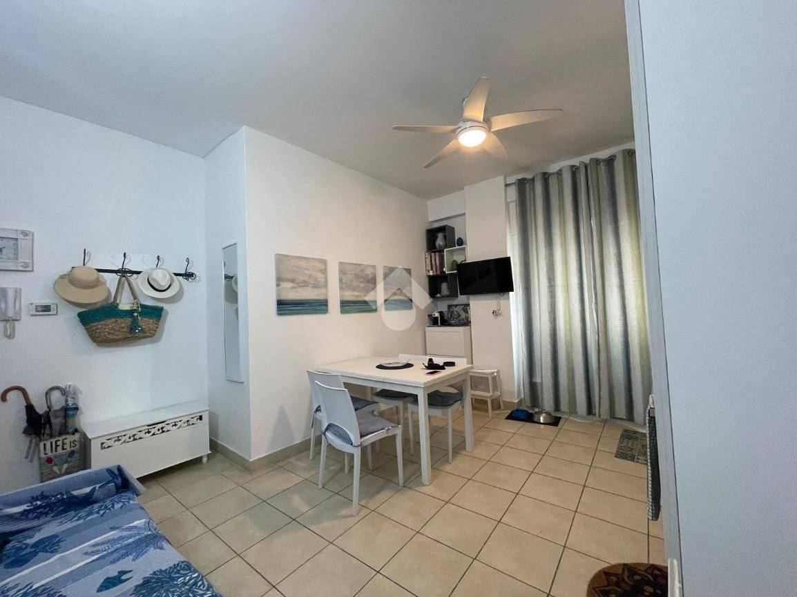 Apartamento de 2 dormitorios en Nettuno, Italy No. 52675
