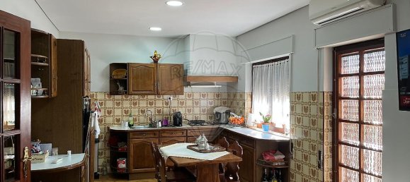 3 bedrooms House in Covilha, Portugal No. 40870 7