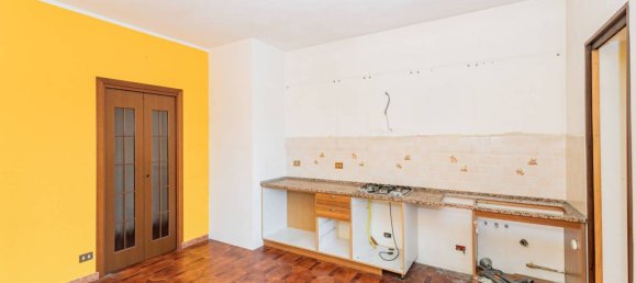 1 bedroom Apartment in Peschiera Borromeo, Italy No. 264174 7