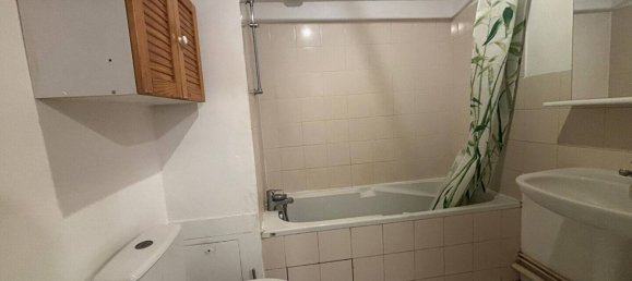 Studio in Maisons-Laffitte, France No. 126471 2