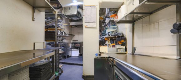 1 room Commercial property in Rome, Italy No. 312821 31