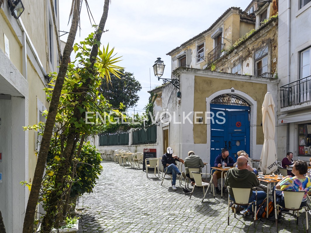 9 bedrooms Castles in Lisbon, Portugal No. 76463