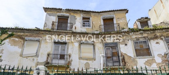 9 bedrooms Castles in Lisbon, Portugal No. 76463 3