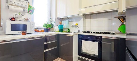 3-salle Appartement à Senago, Italy No. 154751 27