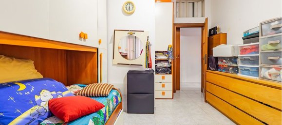 3-salle Appartement à Senago, Italy No. 154751 5