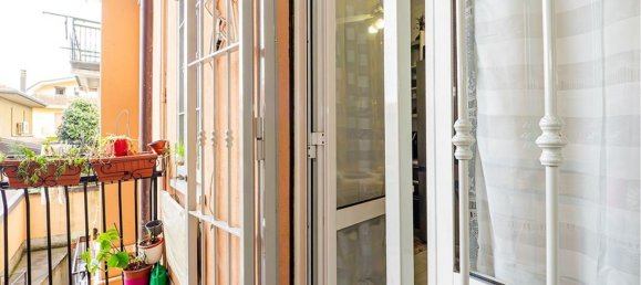 3-salle Appartement à Senago, Italy No. 154751 11