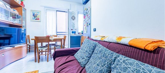 3-salle Appartement à Senago, Italy No. 154751 21