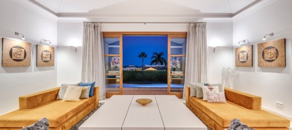 6 bedrooms Villa in Marbella, Spain No. 10060 7