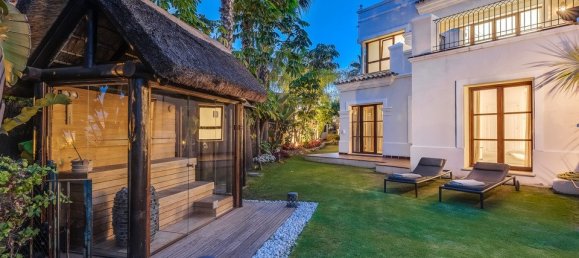 6 bedrooms Villa in Marbella, Spain No. 10060 8