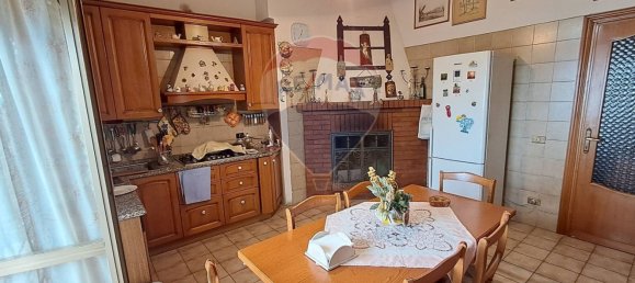 Apartamento de 5 dormitorios en Zagarolo, Italy No. 359233 4