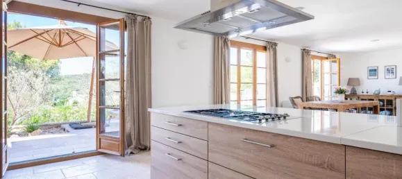 4 Schlafzimmer Haus in Uzes, France, Nr. 350055 4