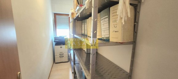 5 rooms Apartment in Tortoreto, Italy No. 96990 10