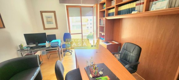 5 rooms Apartment in Tortoreto, Italy No. 96990 8