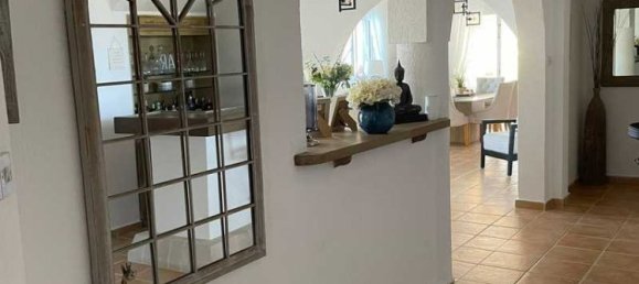 3 bedrooms Villa in Tala, Cyprus No. 19881 6