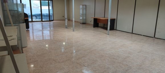 225m² Commercial property in Horta-Guinardo, Spain No. 150836 8