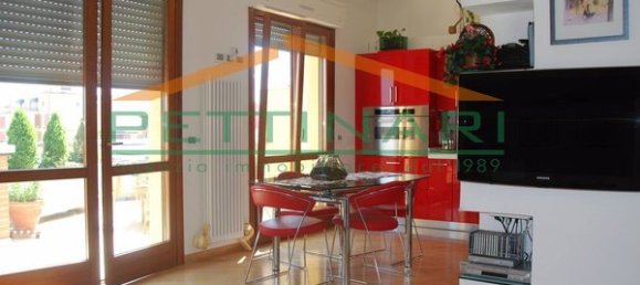 4 rooms Penthouse in Porto Recanati, Italy No. 72475 3
