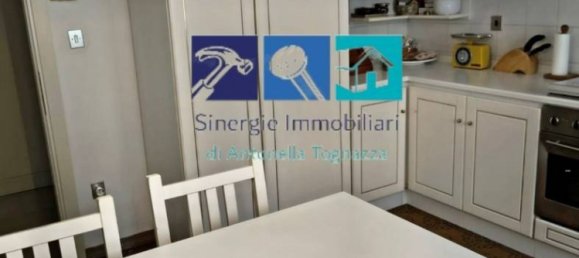 2 bedrooms Apartment in Ancona, Italy No. 273955 2