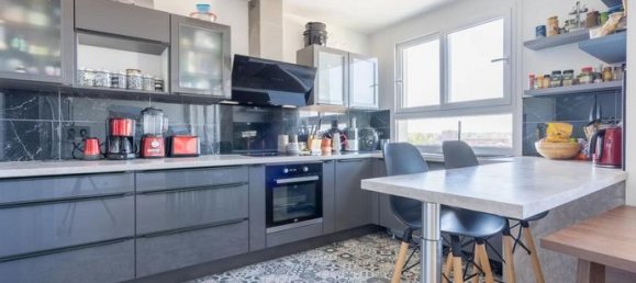 2 Schlafzimmer Wohnung in Les Pavillons-sous-Bois, France, Nr. 312357 2