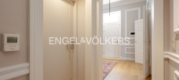 5 غرف نوم منزل ذو طابقين في Lisbon, Portugal رقم 105225 35