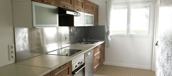 2 bedrooms Apartment in Saint-Fargeau-Ponthierry, France No. 140722 2