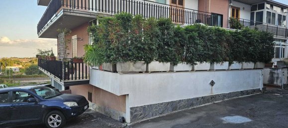 3 rooms Apartment in Aci Sant'Antonio, Italy No. 279490 5