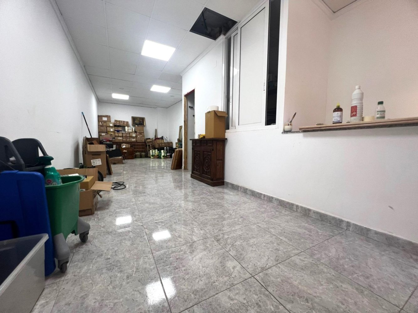 80m² Commercial property in Torrevieja, Spain No. 163419