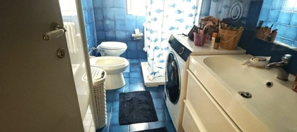 3 rooms Apartment in Rome, Italy No. 44920 24