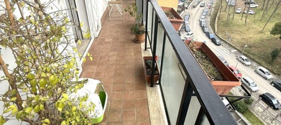 3 rooms Apartment in Rome, Italy No. 44920 4