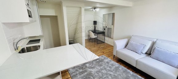 1 bedroom Apartment in Lisbon, Portugal No. 12871 4