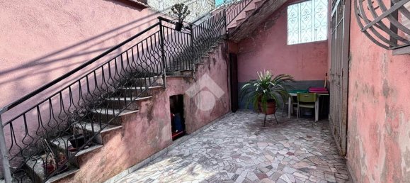 2 bedrooms Villa in Grumo Nevano, Italy No. 273369 4