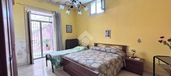 2 bedrooms Villa in Grumo Nevano, Italy No. 273369 9
