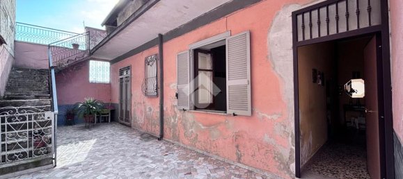 2 bedrooms Villa in Grumo Nevano, Italy No. 273369 5