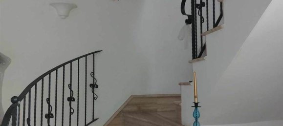 Дом с 6 комнатами в Наро, Италия № 115556 6