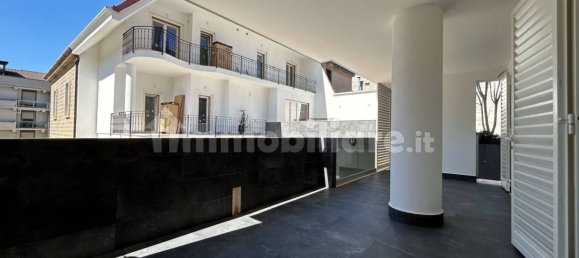 3 bedrooms Apartment in Caserta, Italy No. 194758 9