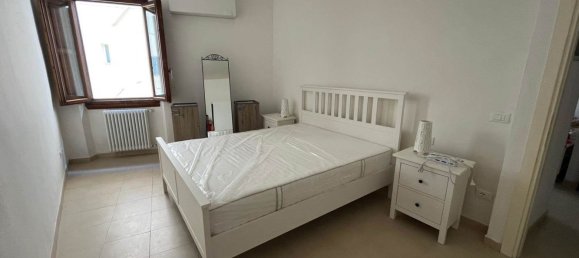 2 bedrooms Apartment in Florence, Italy No. 320862 3