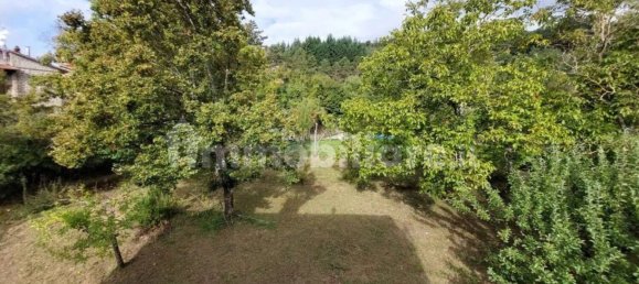 Villa de 4 dormitorios en Poppi, Italy No. 209364 9