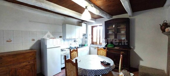 Villa de 4 dormitorios en Poppi, Italy No. 209364 21
