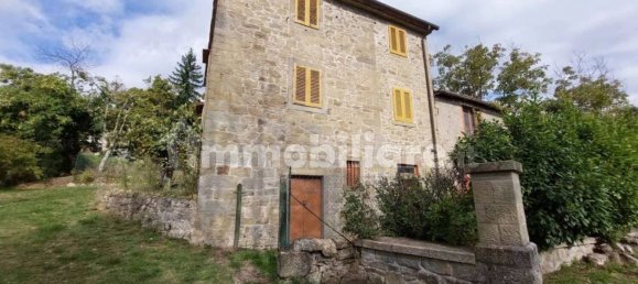 Villa de 4 dormitorios en Poppi, Italy No. 209364 37