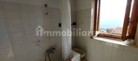 Villa de 4 dormitorios en Poppi, Italy No. 209364 18