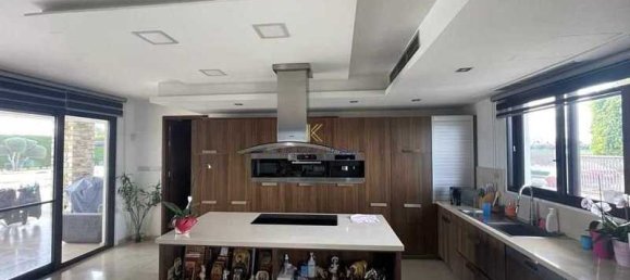 6 Schlafzimmer Haus in Meneou, Cyprus, Nr. 6546 3