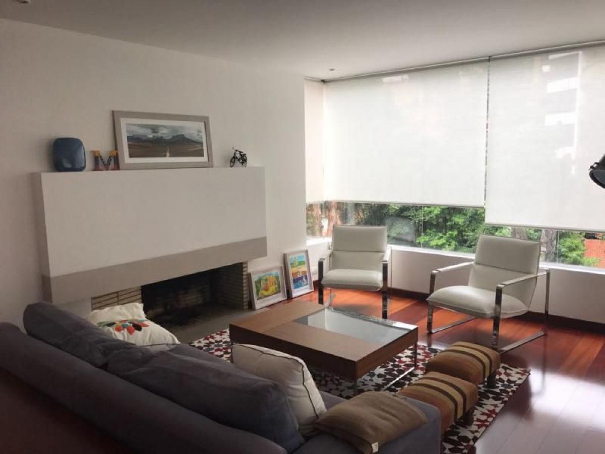 3 bedrooms House in Bogota, Colombia No. 12449